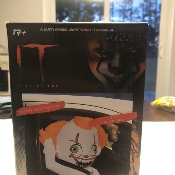 Pennywise Car Buddy Inflatable 3 ft Halloween IT Chapter 2 New In Box Scary - Picture 3 of 6